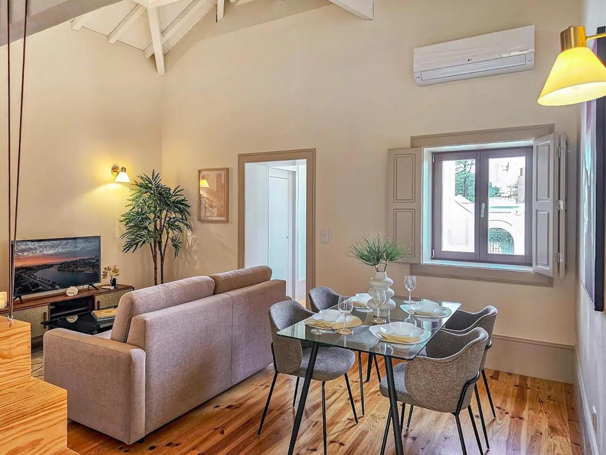 Wood Haven Luxury Duplex Downtown With Ac Apartment